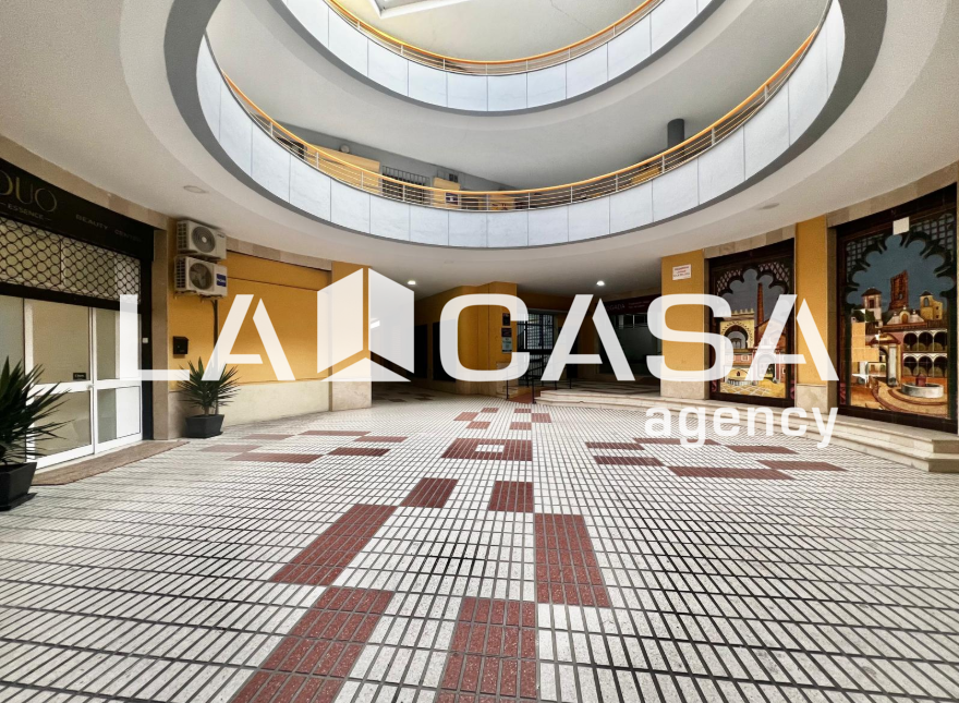 Office for sale in Dos Hermanas
