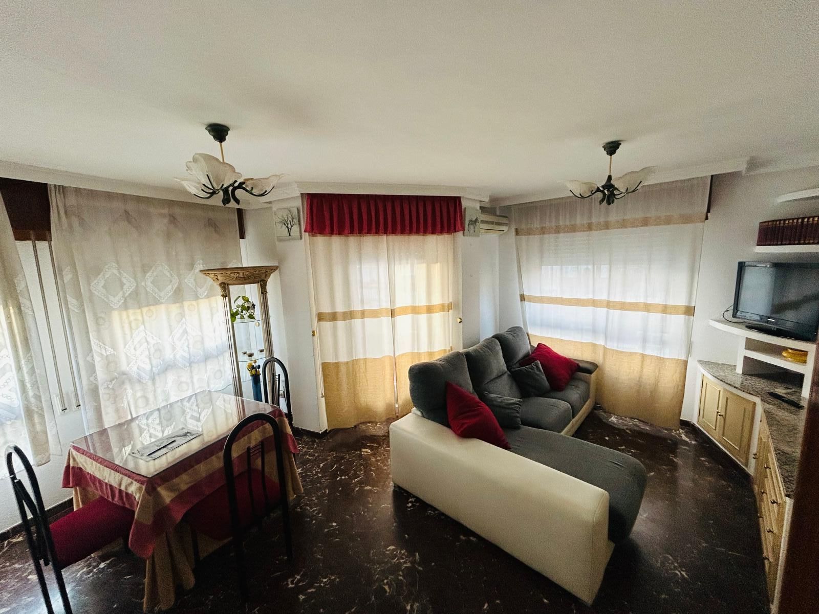 Sala de estar de Piso de alquiler en Martos con Trastero