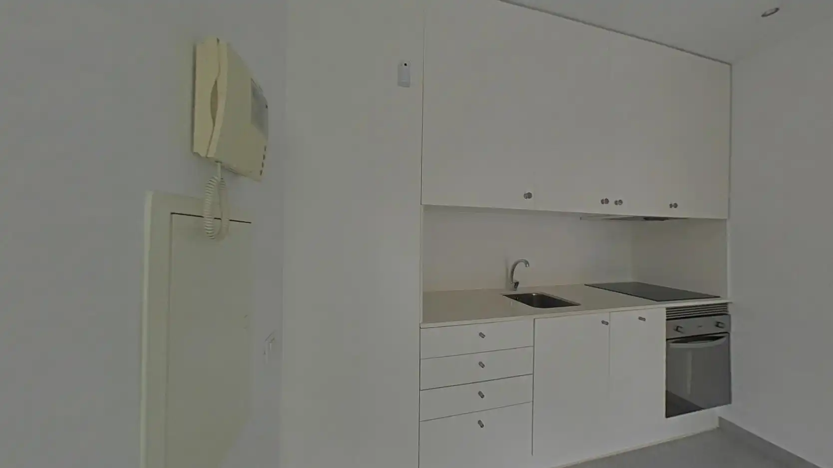 Cuina de Pis en venda en Barcelona amb Terrassa i Balcó