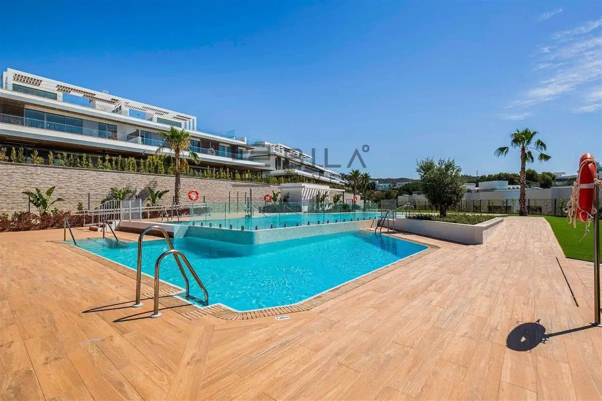 Penthouse mit Pool zum Verkauf in Santa Clara Homes