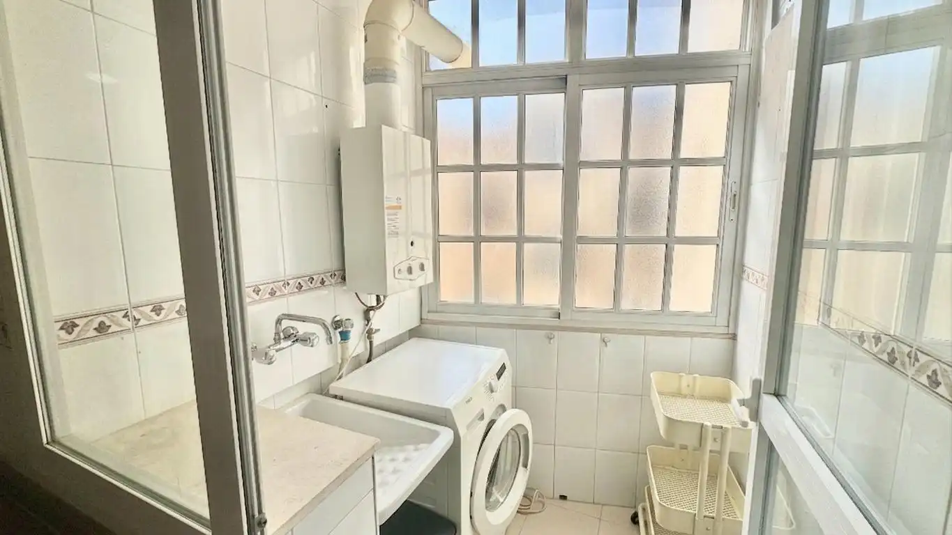 Bany de Àtic en venda en Málaga amb Aire condicionat, Calefacció i Jardí privat