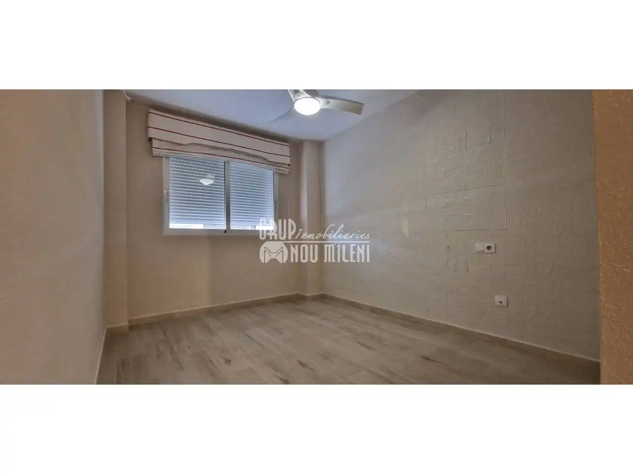 Habitación de Apartamento de alquiler en Catarroja con Aire acondicionado y Calefacción