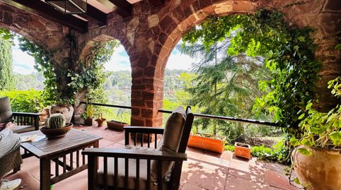 EXCLUSIVA CASA UNIFAMILIAR EN CASTELLVÍ DE ROSANES  GRAN PARCELA, PRIVACIDAD Y ENCANTO NATURAL