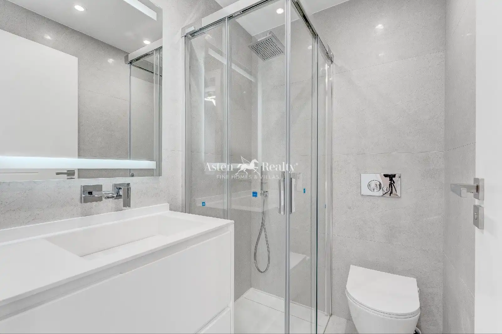 Bathroom of Detached homes for sale in Adeje  with Air Conditioner, Terrace and Swimming Pool