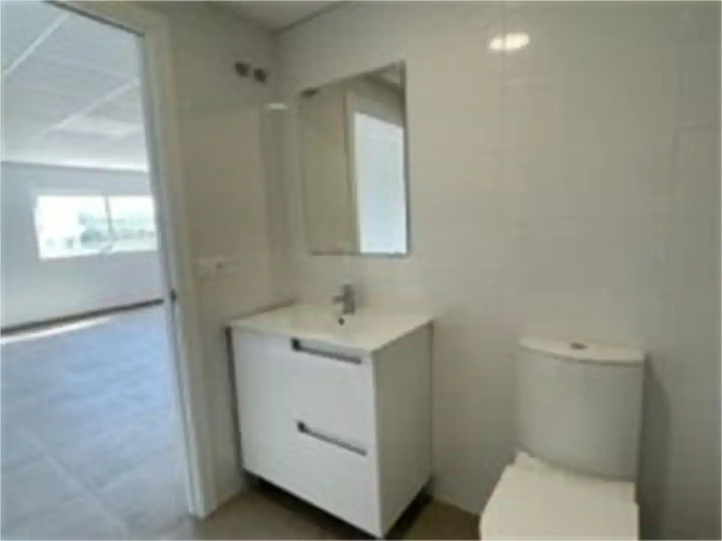 Bathroom of Industrial buildings for rent in Beneixida