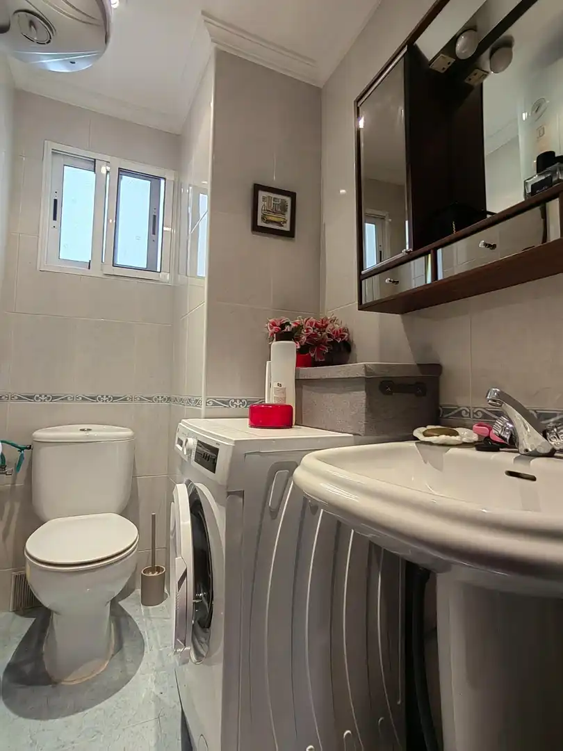 Bathroom of Flat for sale in Carretera de Cádiz