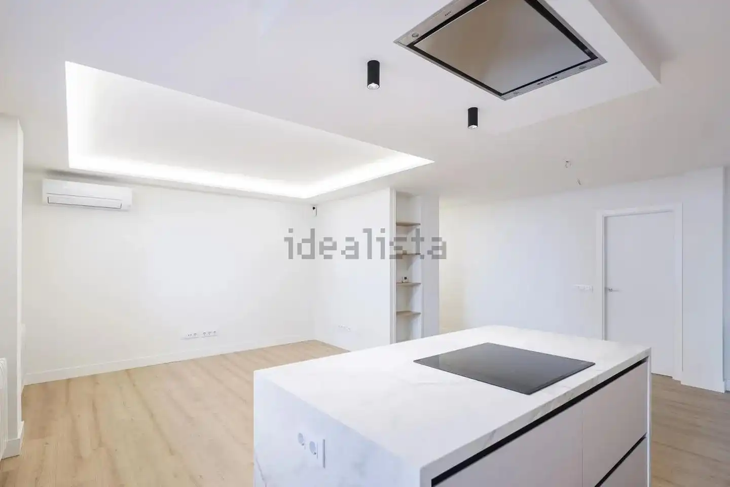 Cocina de Planta baja en venta en Madrid con Aire acondicionado y Terraza