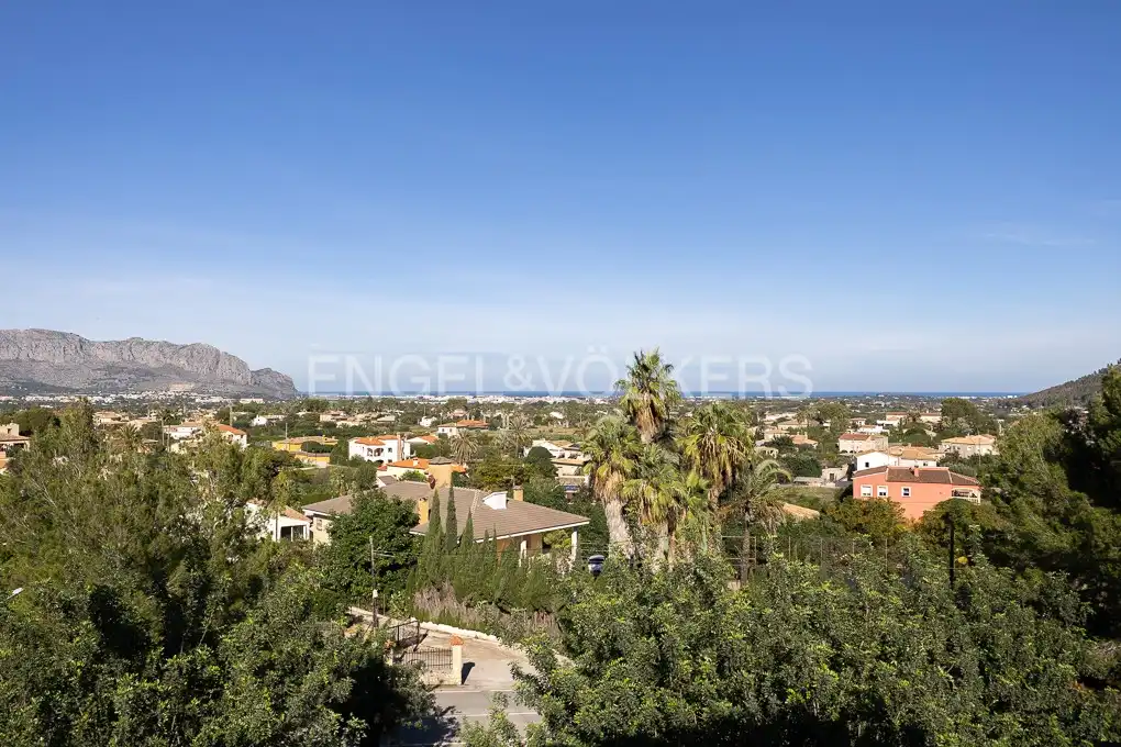 Vista exterior de Casa o xalet en venda en Pedreguer amb Aire condicionat, Calefacció i Jardí privat