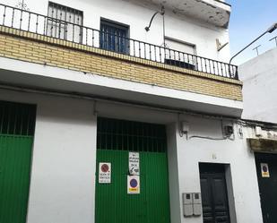 Exterior view of Flat for sale in  Sevilla Capital