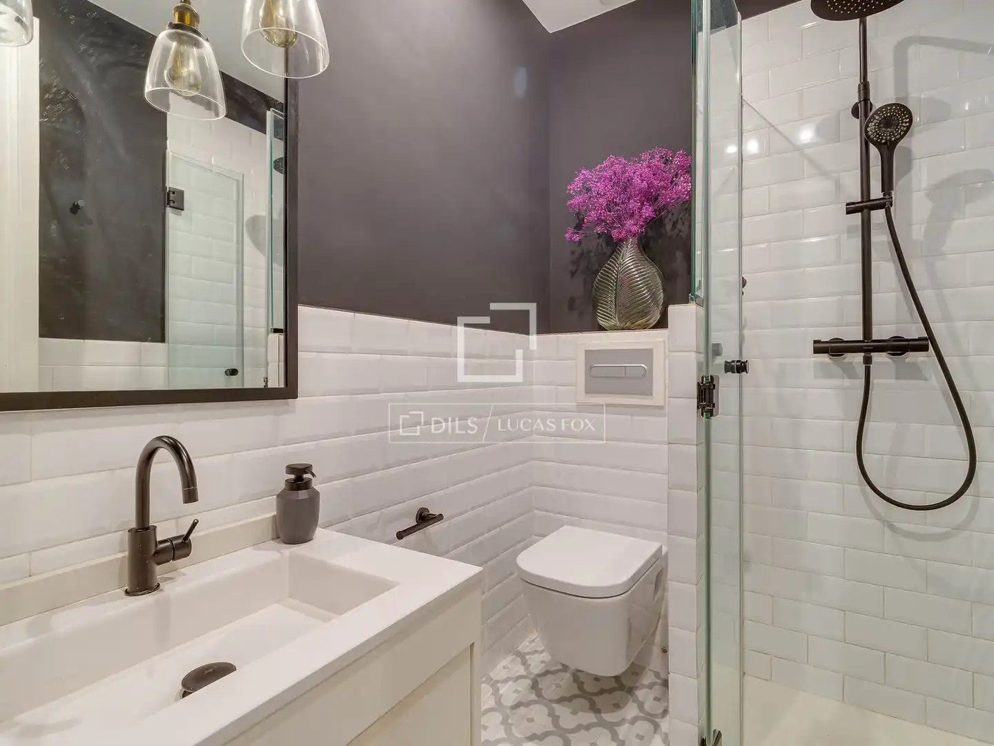 Baño de Piso en venta en Barcelona con Aire acondicionado, Terraza y Balcón