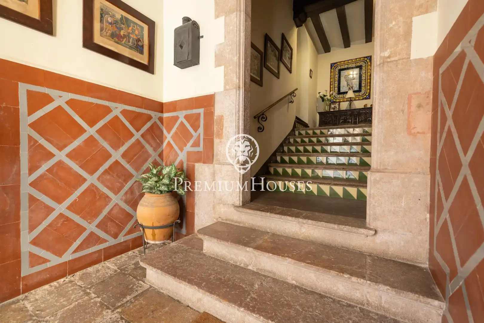 Houses for sale in Montblanc, Tarragona