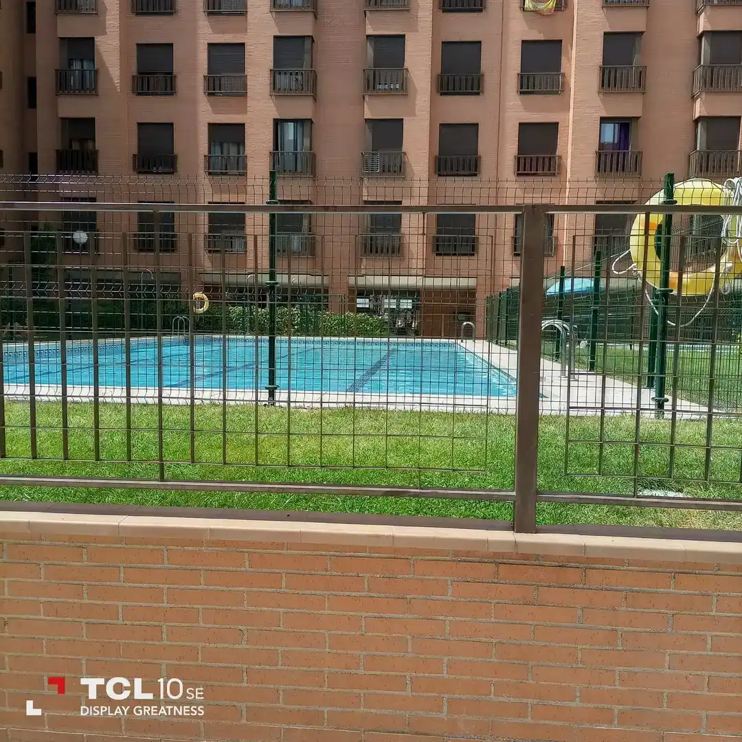 Schwimmbecken von Wohnungen zur Miete in Madrid mit Möbliert