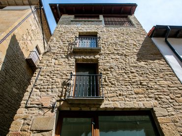 Casa con balcón en venta en Calle Martin Salvador