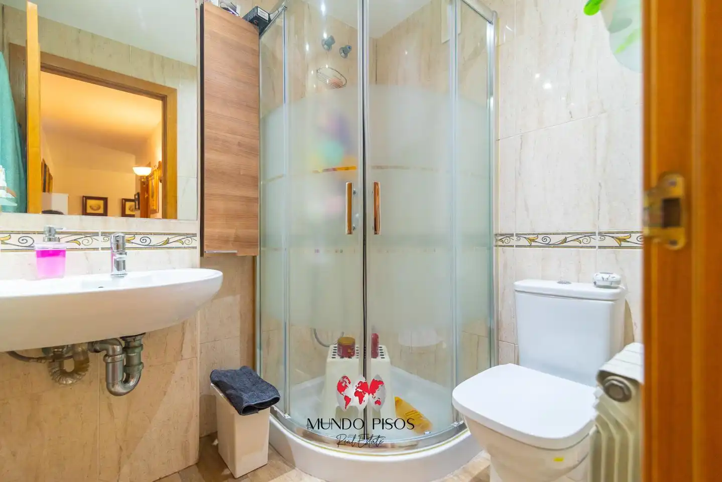 Bathroom of Flat for sale in  Palma de Mallorca  with Air Conditioner, Heating and Parquet flooring