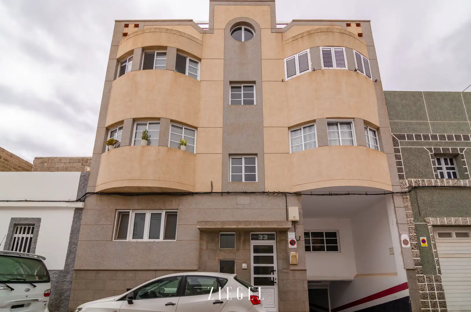 Exterior view of Flat for sale in Ingenio  with Furnished