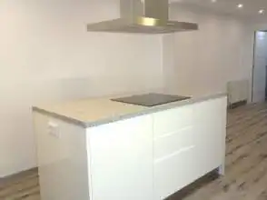 Kitchen of Flat for rent in Gijón   with Heating, Parquet flooring and Oven