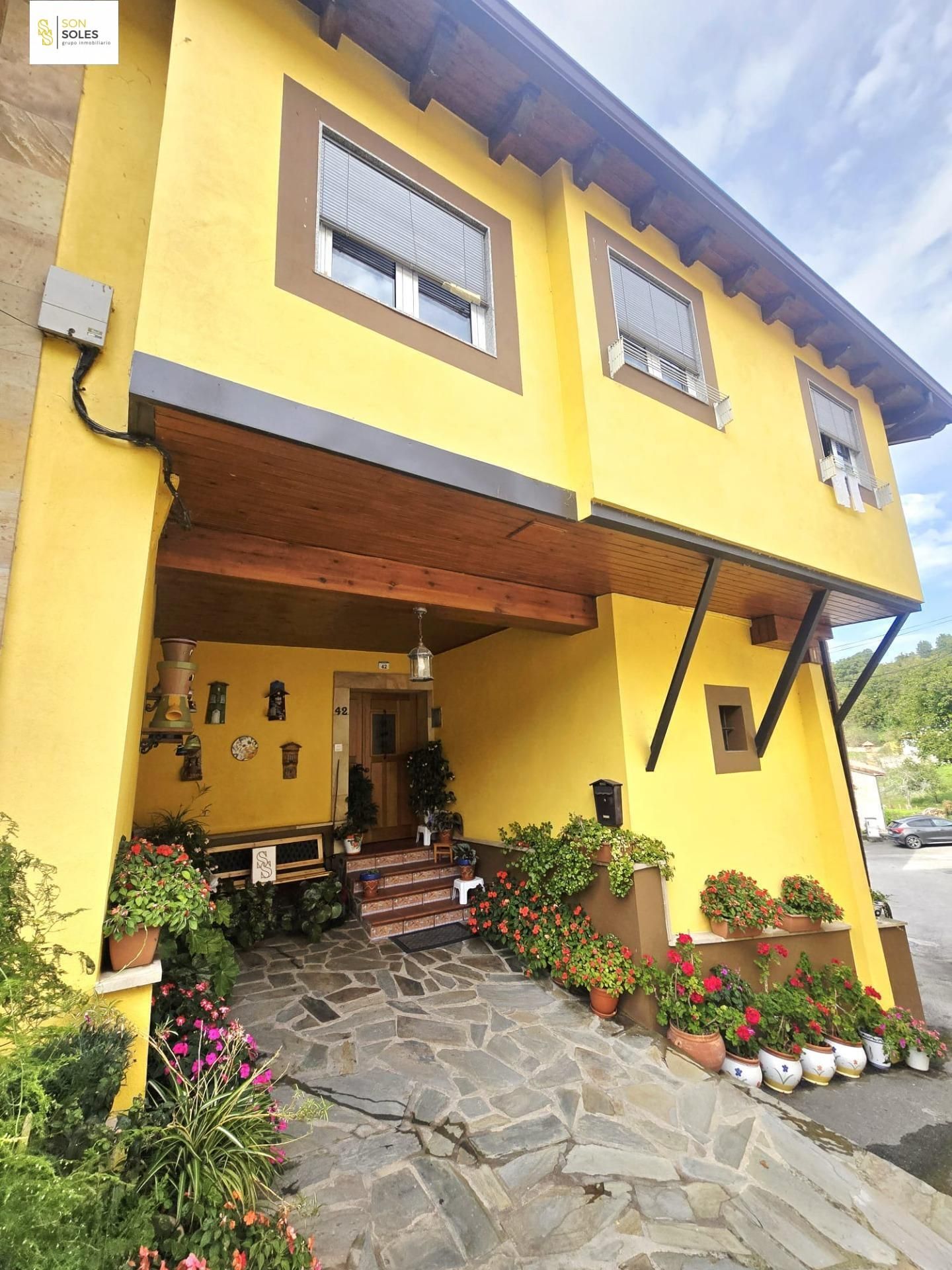 Exterior view of House or chalet for sale in Villafufre  with Heating, Parquet flooring and Storage room