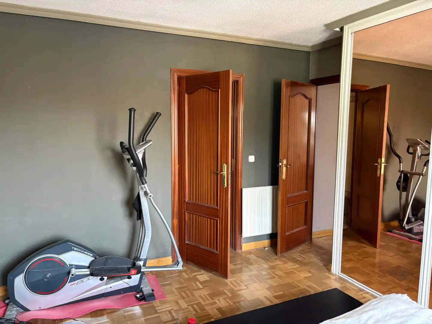 Bedroom of Flat for sale in San Lorenzo de El Escorial  with Heating, Parquet flooring and Storage room