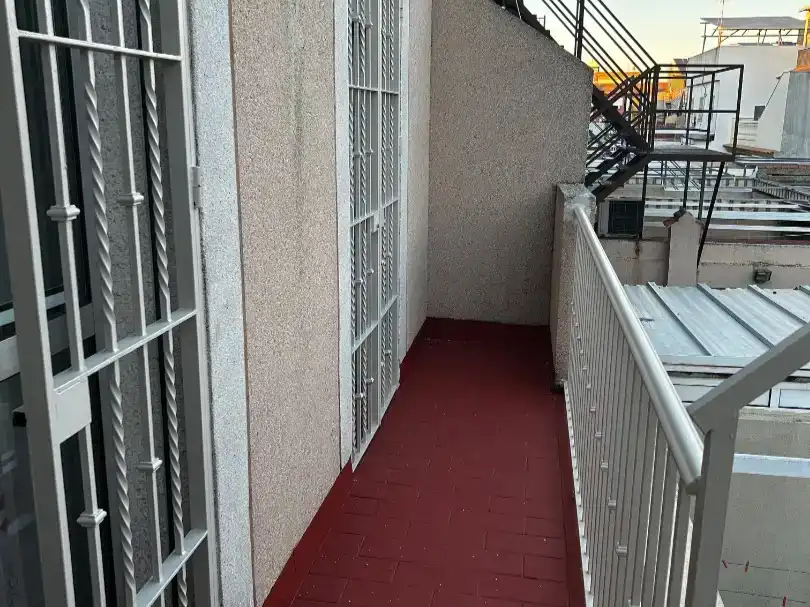 Terrassa de Casa adosada en venda en La Rinconada amb Aire condicionat i Balcó