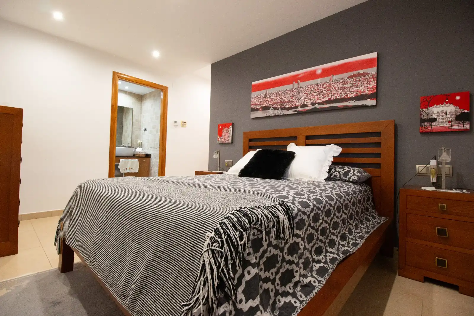 House with terrace for sale in Carrer de Uruguai, imagen 24