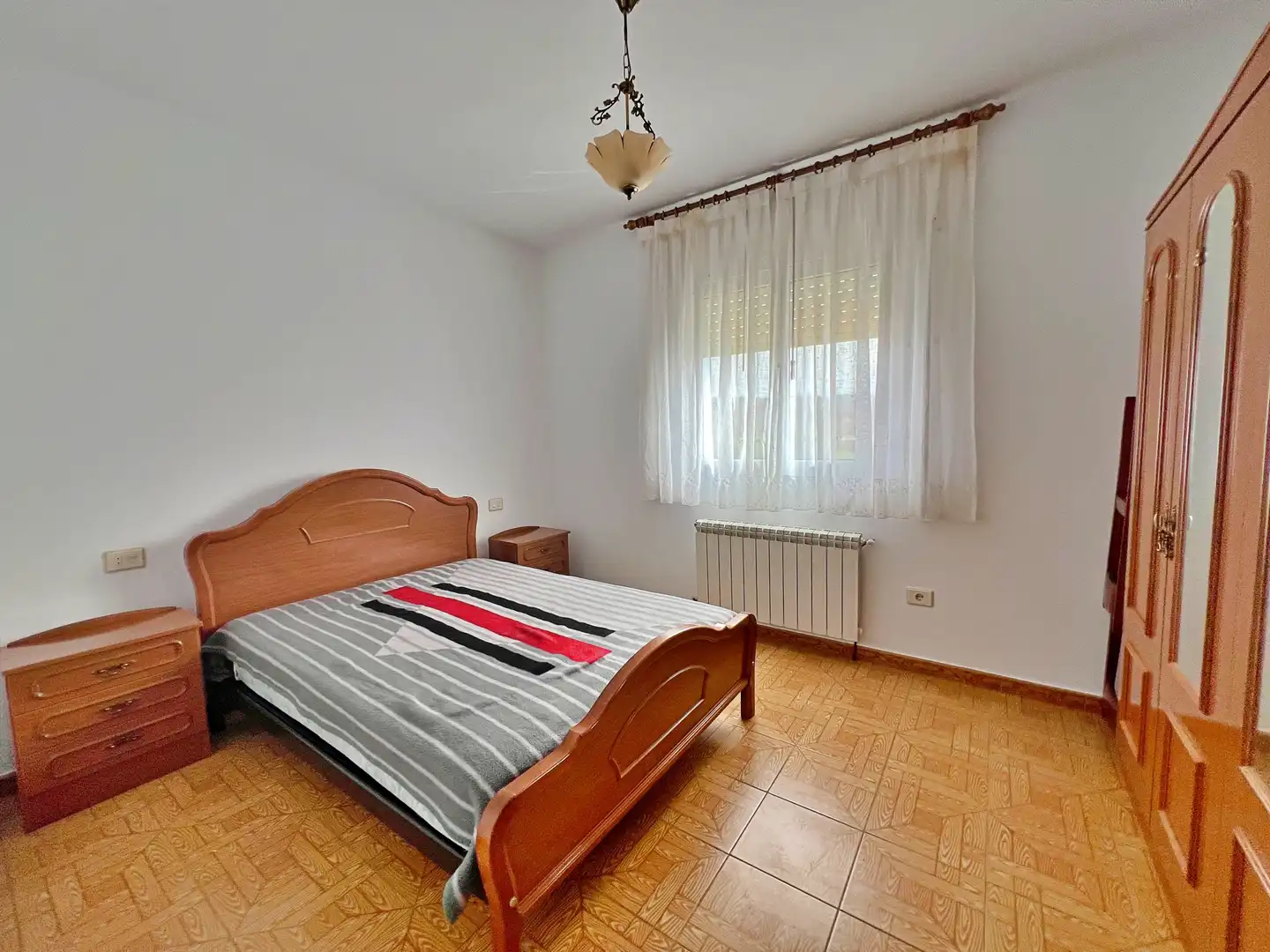 Bedroom of Houses for sale in Cospeito  with Heating, Private garden and Furnished