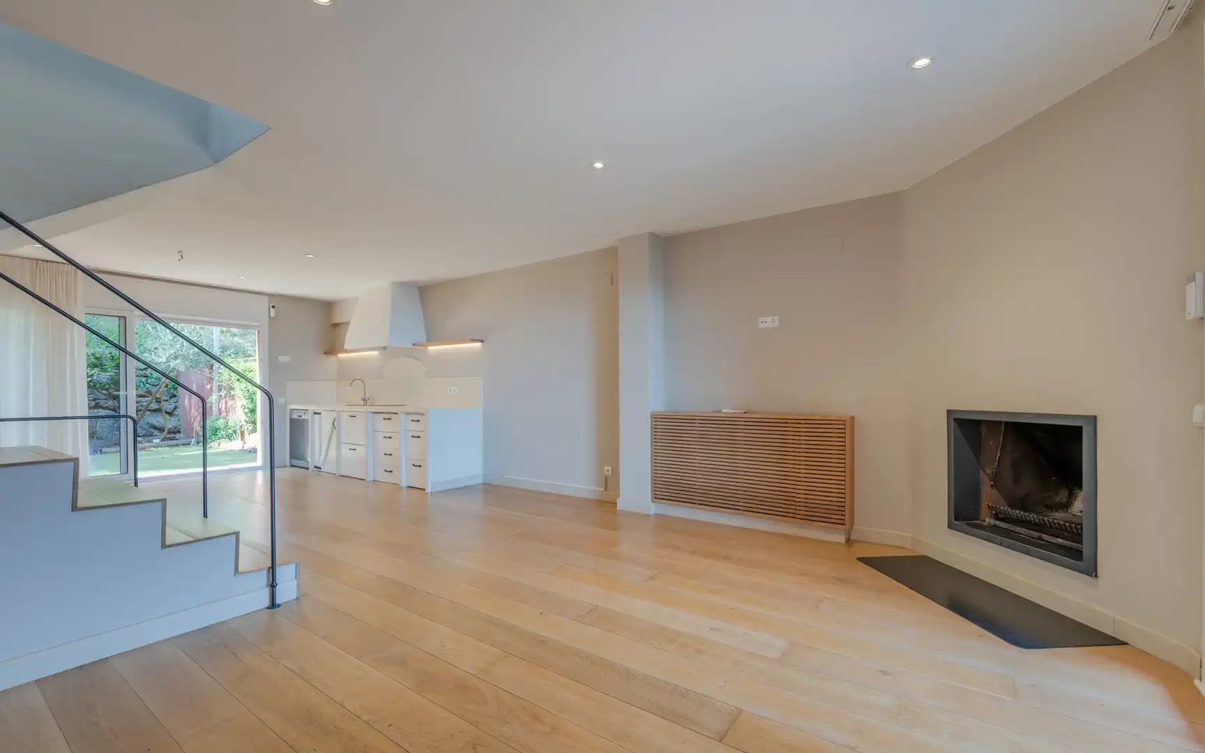 Sala de estar de Casa o chalet de alquiler en Begur con Aire acondicionado, Calefacción y Jardín privado