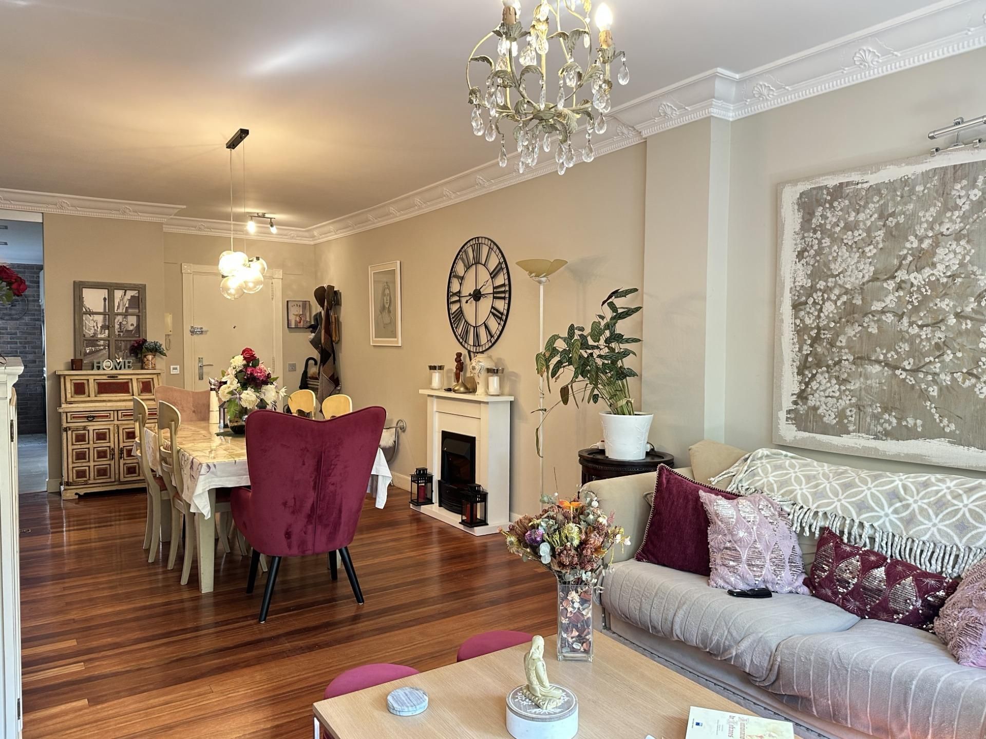 Comedor de Piso en venta en Getxo  con Calefacción, Terraza y Trastero