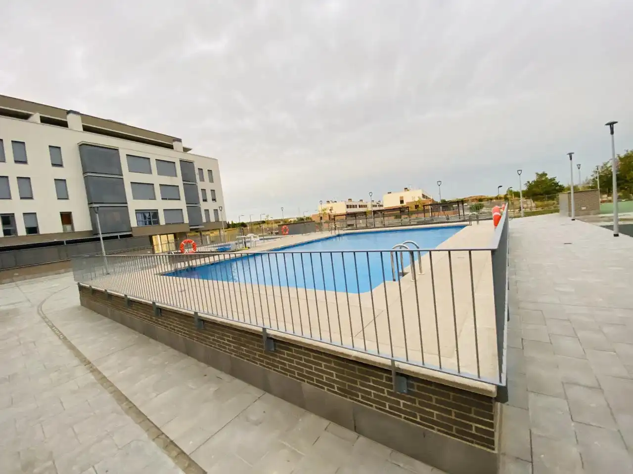 Piscina de Piso en venta en Alovera con Calefacción, Trastero y Piscina