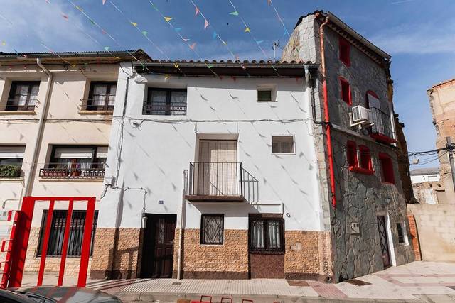 Casa-chalet en Venta en Marcilla