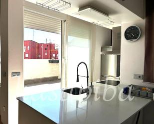 Cuina de Àtic de lloguer en  Valencia Capital amb Parquet i Terrassa