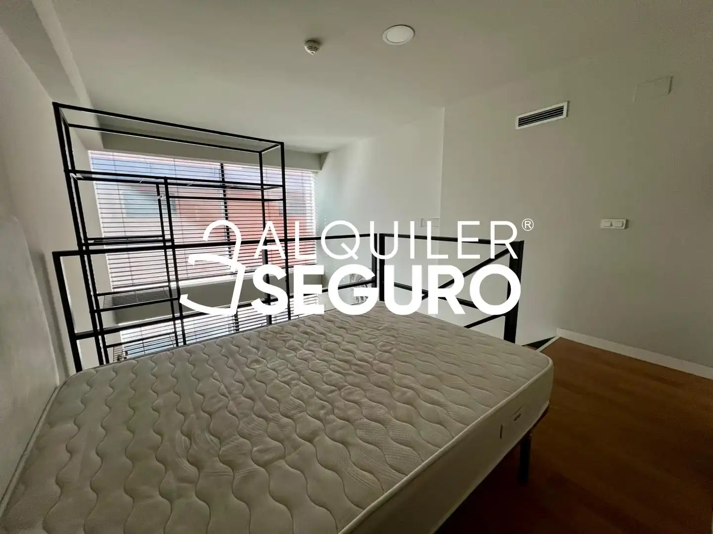 Loft de lloguer a de Fuencarral, Zona Industrial