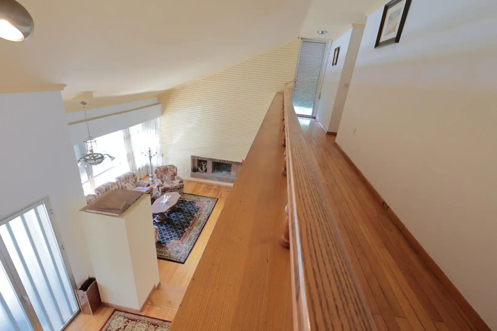Casa adosada en venta en O Barco de Valdeorras   con Calefacción, Piscina y Balcón
