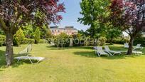 Garden of Attic for sale in  Madrid Capital  with Air Conditioner, Heating and Private garden