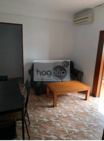 Sala de estar de Piso de alquiler en  Sevilla Capital con Aire acondicionado, Terraza y Amueblado