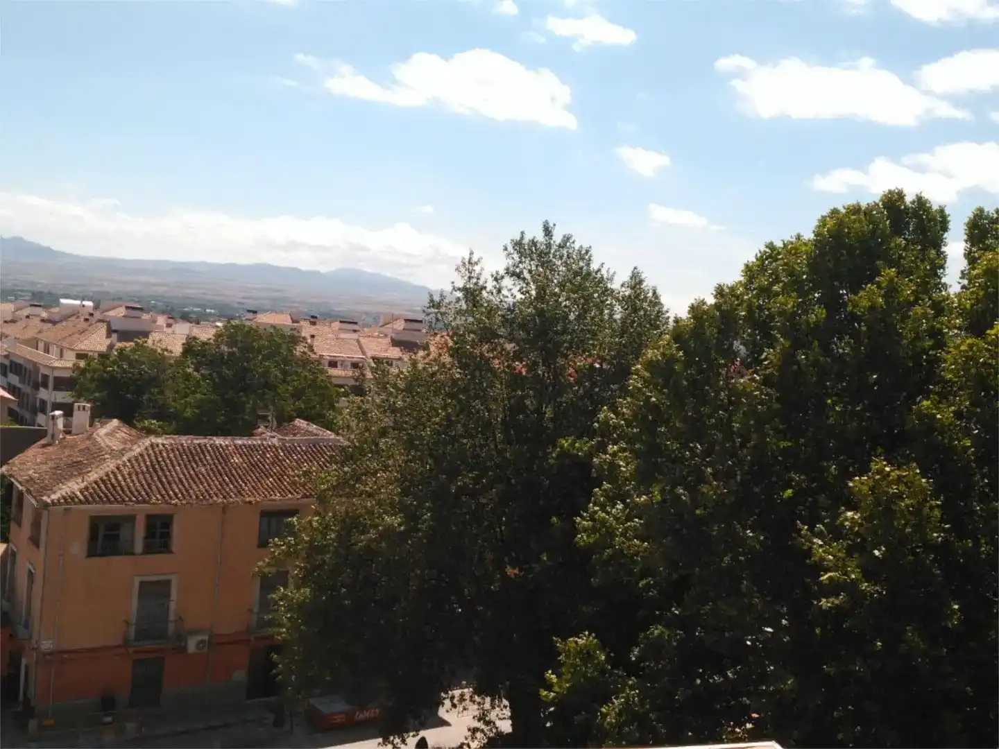 Vista exterior de Piso en venta en Baza con Aire acondicionado, Parquet y Amueblado