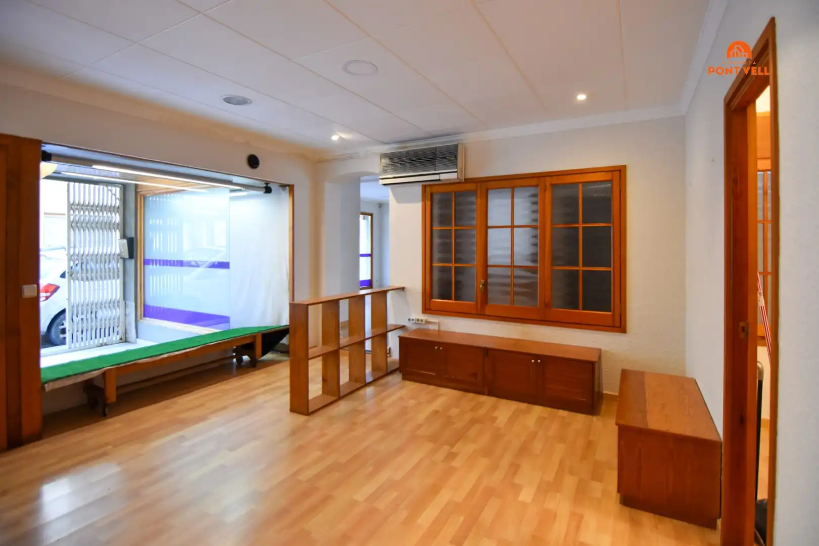Local comercial de lloguer a La Bisbal d'Empordà, imagen 3