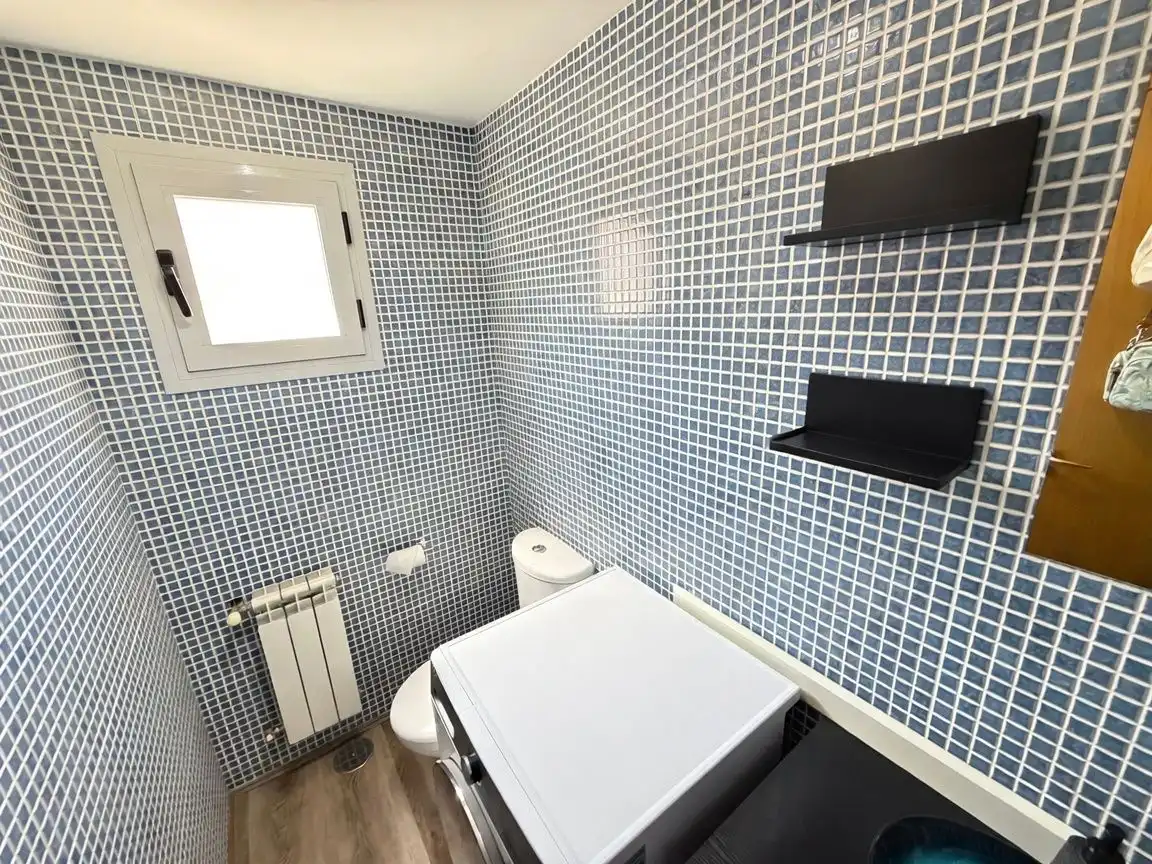 Bany de Casa o xalet en venda en Tórtola de Henares amb Calefacció i Terrassa
