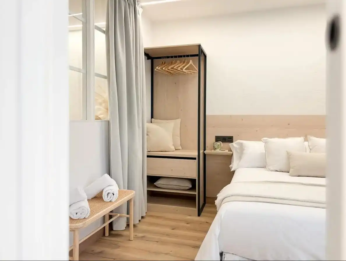 Bedroom of Flat for rent in Centre - Sant Oleguer