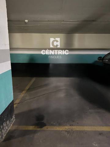 Garaje en Venta en Barri del Centre