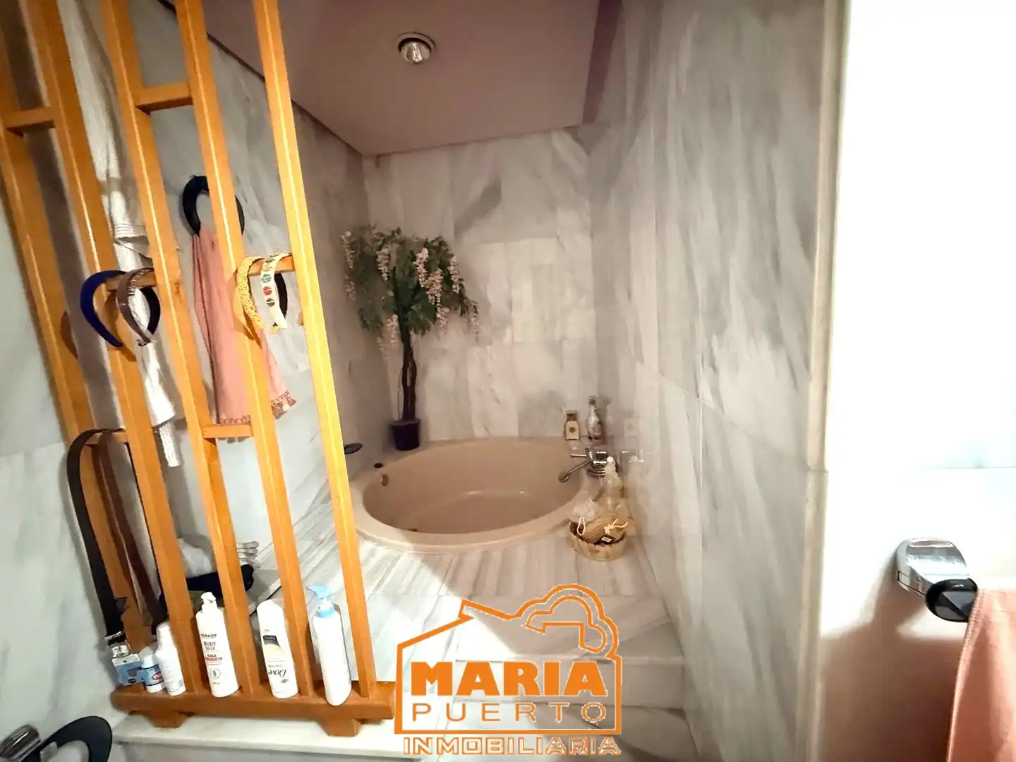 Bathroom of Houses for sale in Málaga  with Private garden, Swimming Pool and Jacuzzi