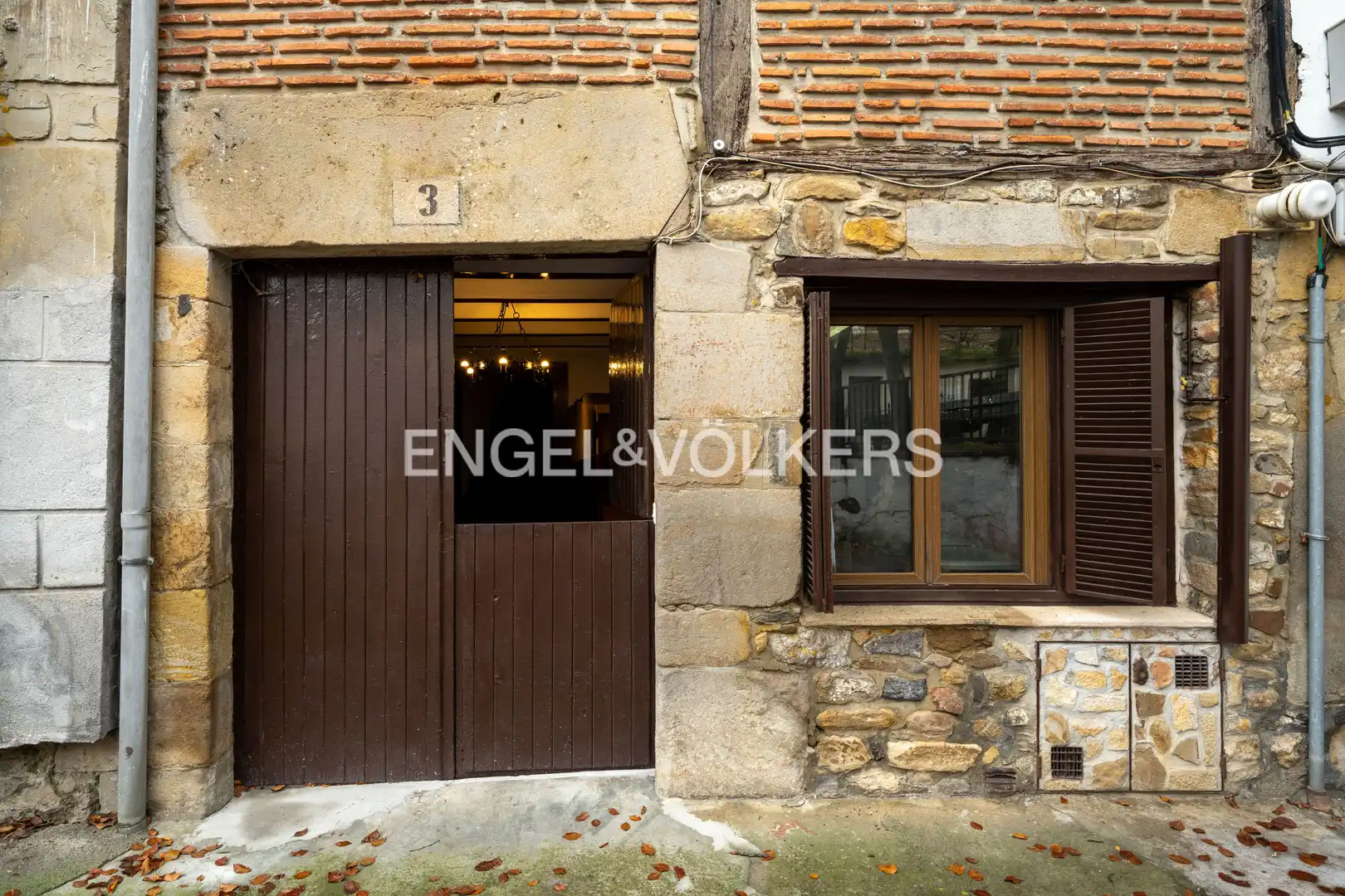 Vista exterior de Casa adosada en venta en Eskoriatza con Calefacción y Terraza