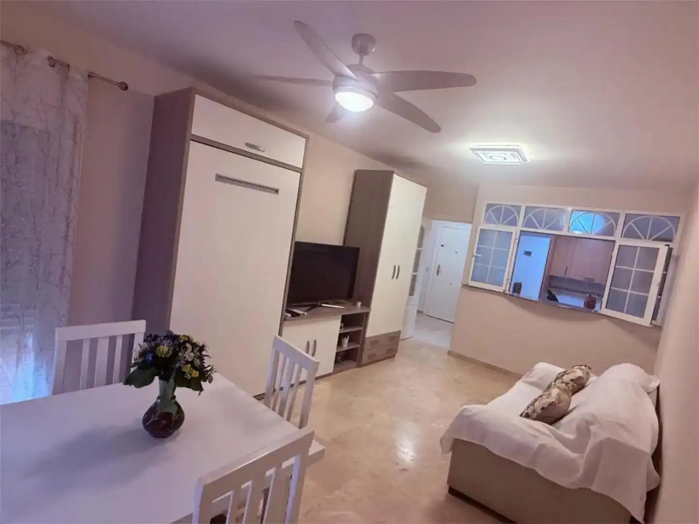 Living room of Attic for rent in Torremolinos  with Air Conditioner, Private garden and Terrace