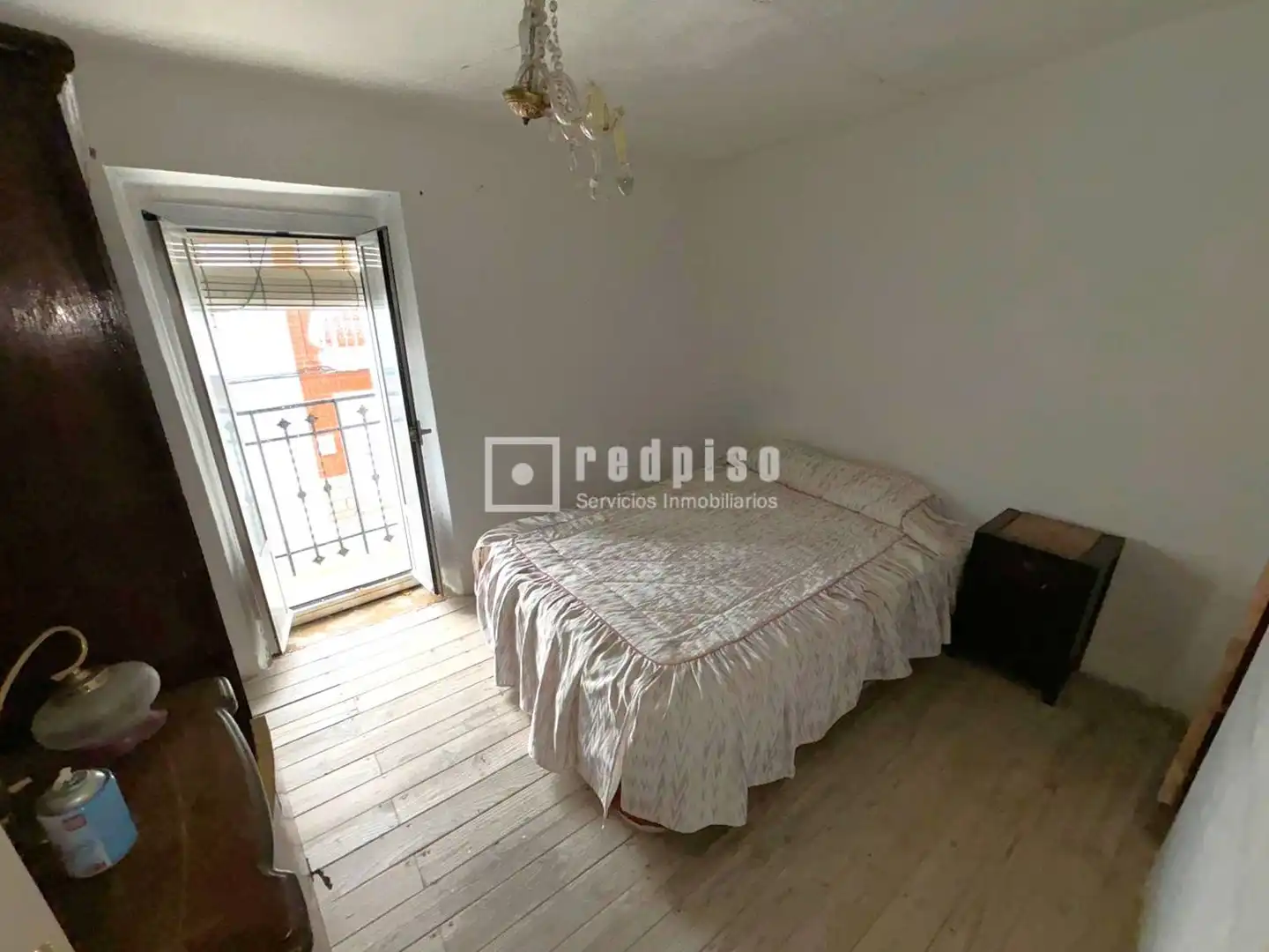 Dormitori de Casa o xalet en venda en Cadalso de los Vidrios amb Calefacció i Terrassa