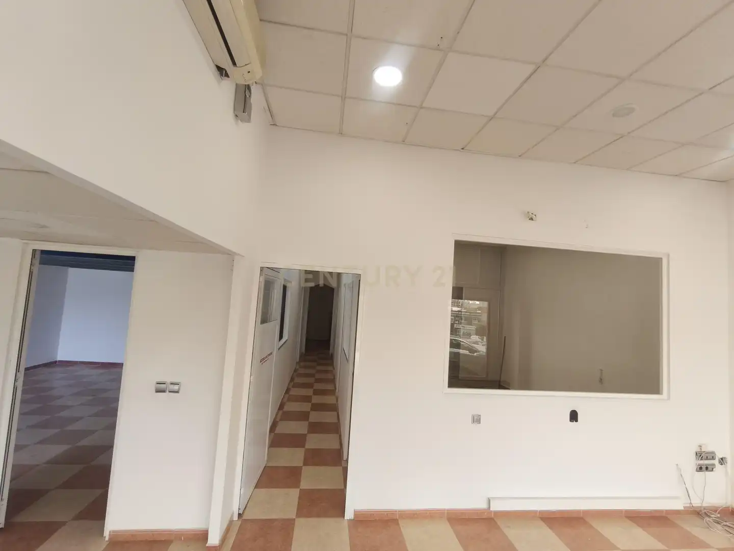 Commercial properties for sale in Mijas  with Air Conditioner and Alarm