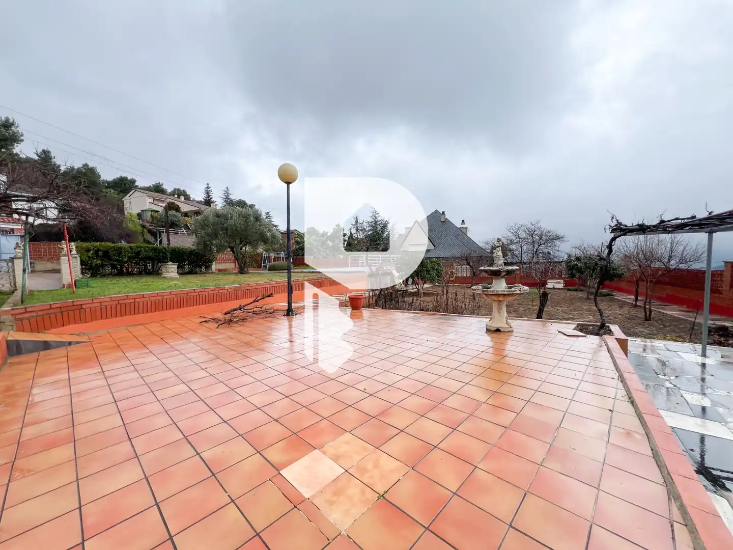 Terrassa de Casa o xalet en venda en Vallirana amb Aire condicionat, Calefacció i Jardí privat