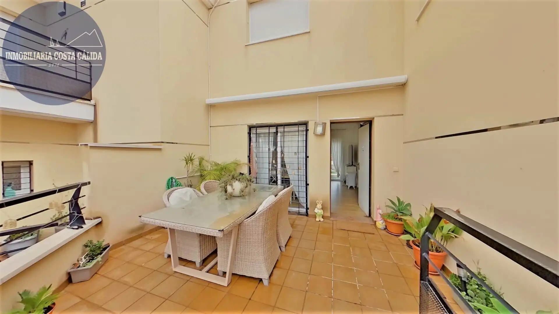 Terrasse von Einfamilien-Reihenhaus zum Verkauf in Águilas mit Klimaanlage, Heizung und Privatgarten