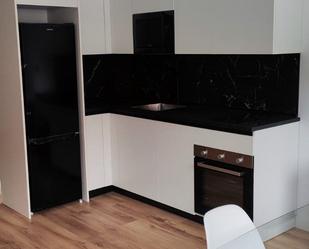 Kitchen of Apartment to rent in Salamanca Capital  with Air Conditioner, Furnished and Oven