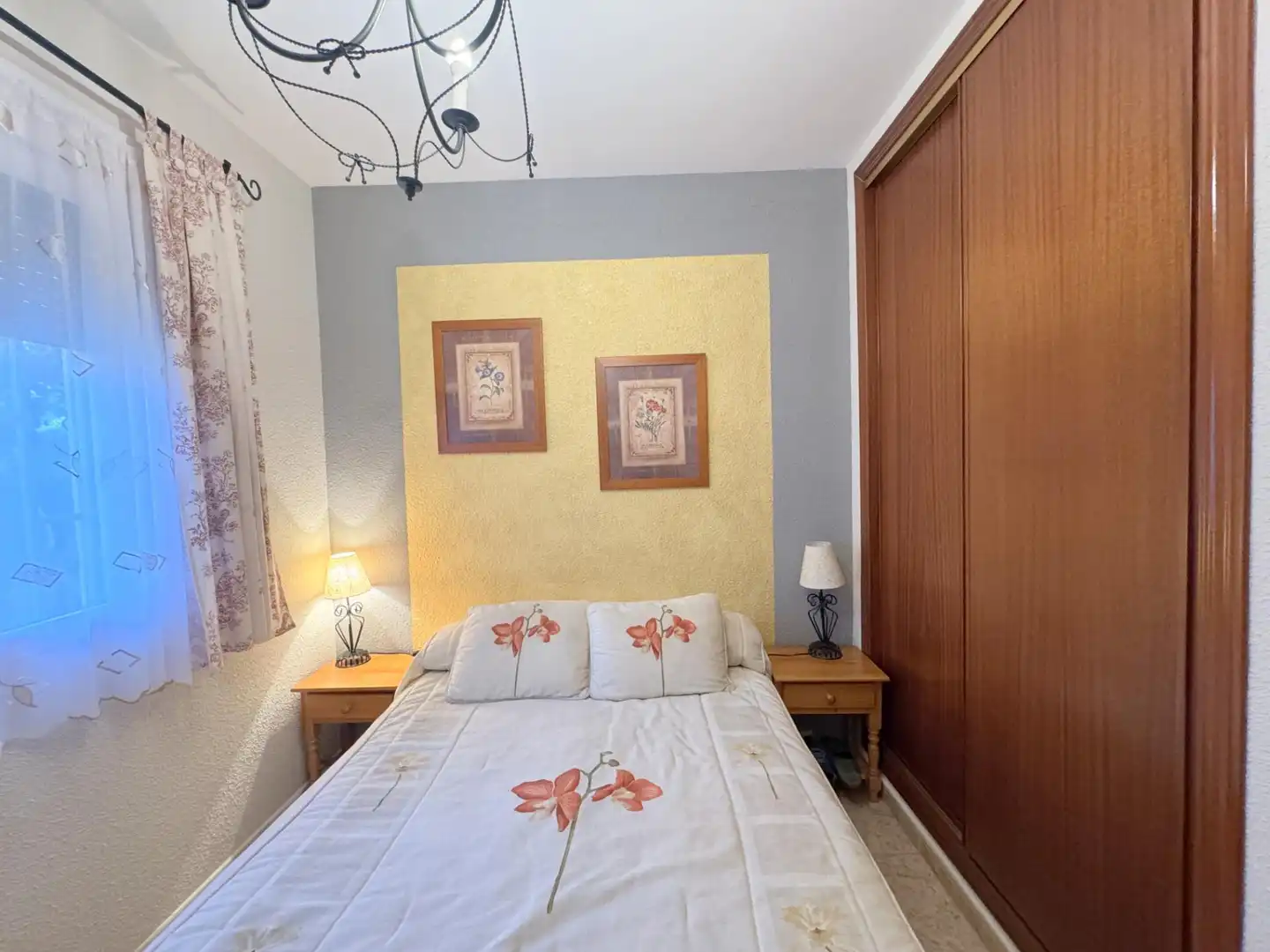 Habitación de Casa o chalet en venta en Herradón de Pinares con Calefacción, Jardín privado y Piscina