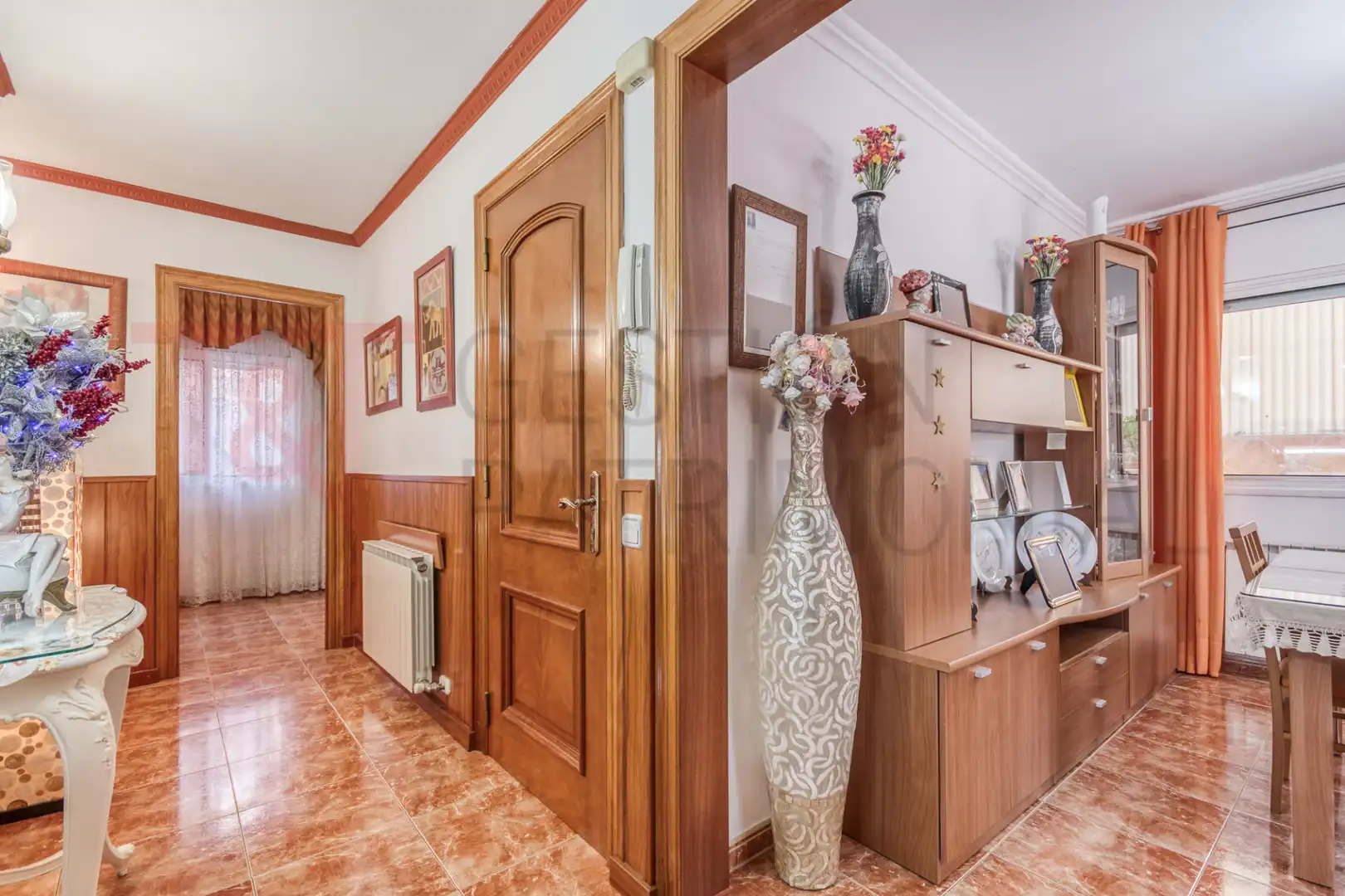 Piso en venta en Sant Feliu de Codines con Calefacción, Terraza y Horno