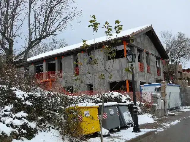 Vista exterior de Pis en venda en Collado Mediano amb Aire condicionat, Jardí privat i Traster